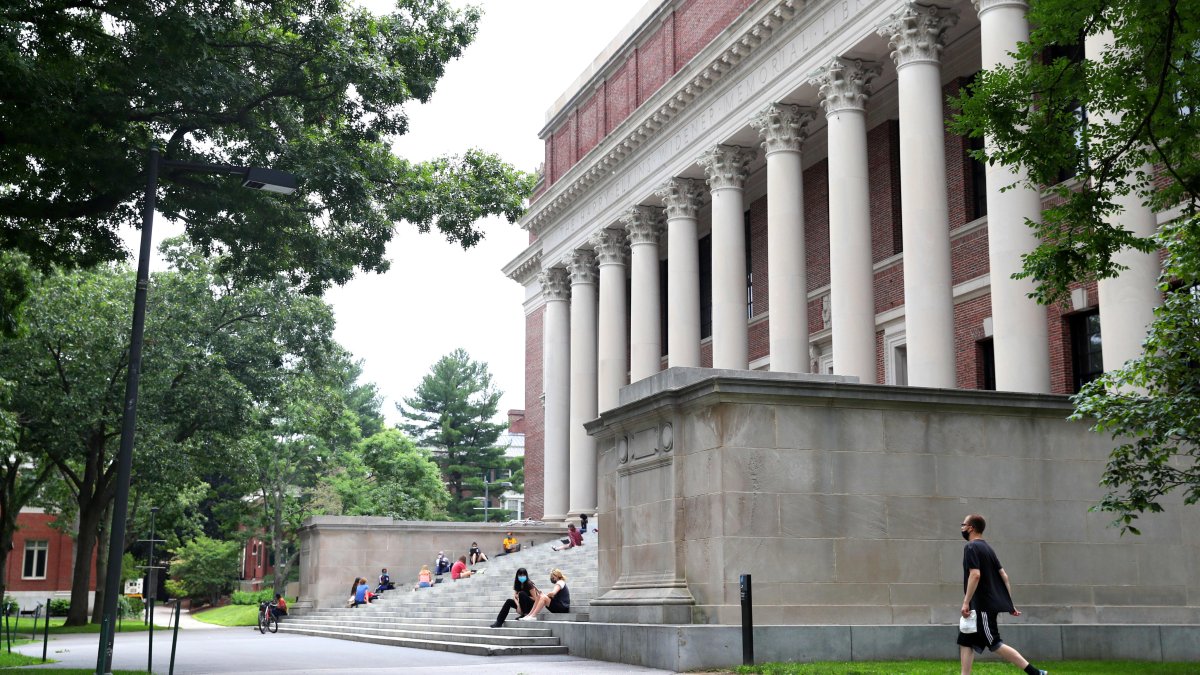 Ivy League Acceptance Rates 'May Have Bottomed Out,' Expert Says — Here's What That Means for Getting Into Schools Like Harvard – NBC10 Philadelphia - Vimarsana News