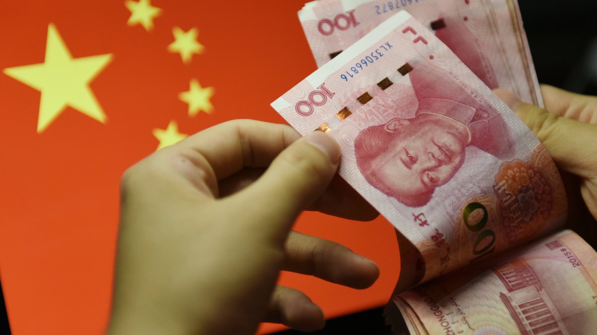 Asia Pushes Back on 'Excessive' Currency Moves Amid Enduring Dollar Strength – NBC10 Philadelphia - Vimarsana News