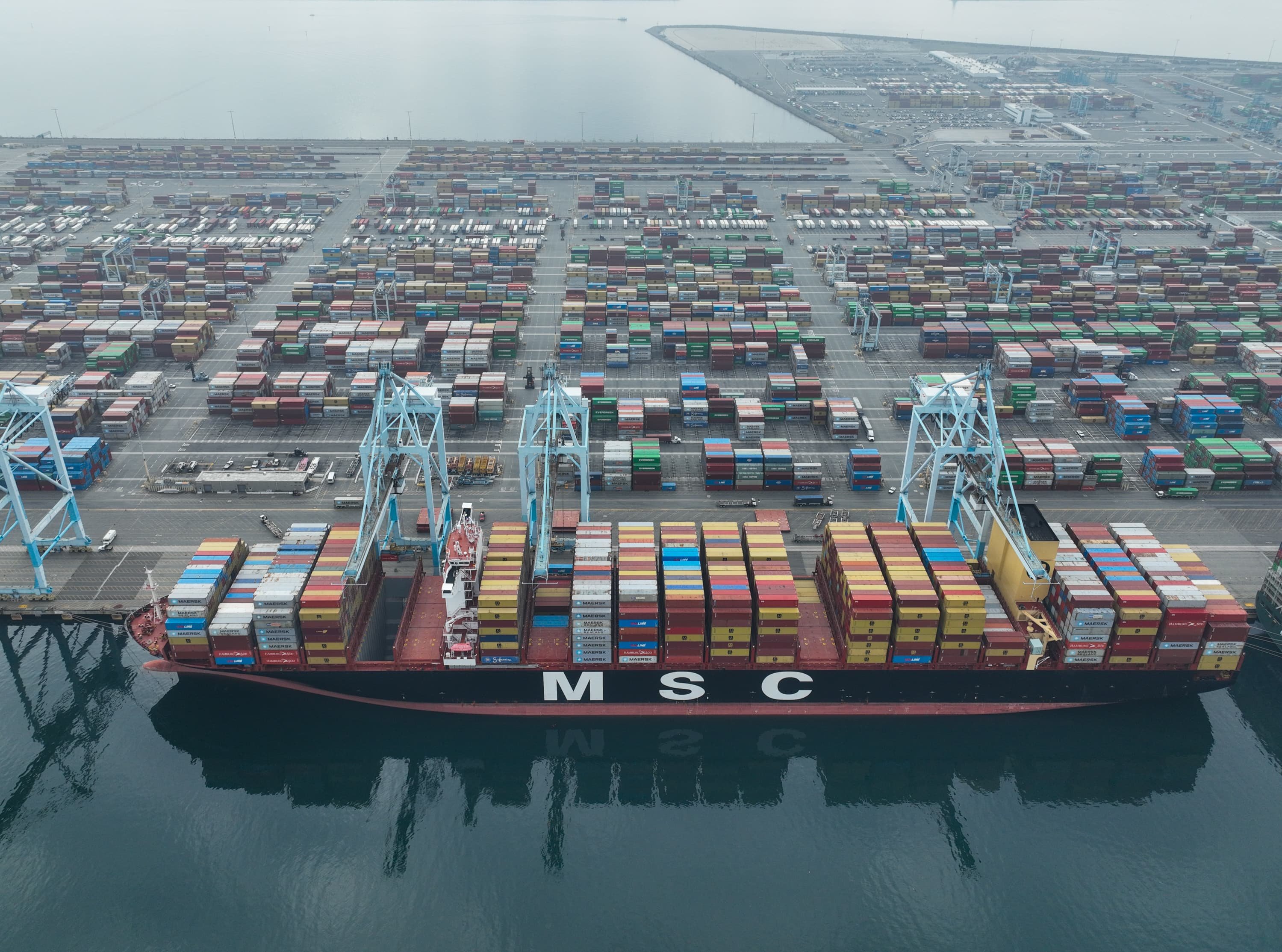 West Coast Port Labor Issues Continue as Some Los Angeles-Bound Rail Shipments Get Paused - Vimarsana News