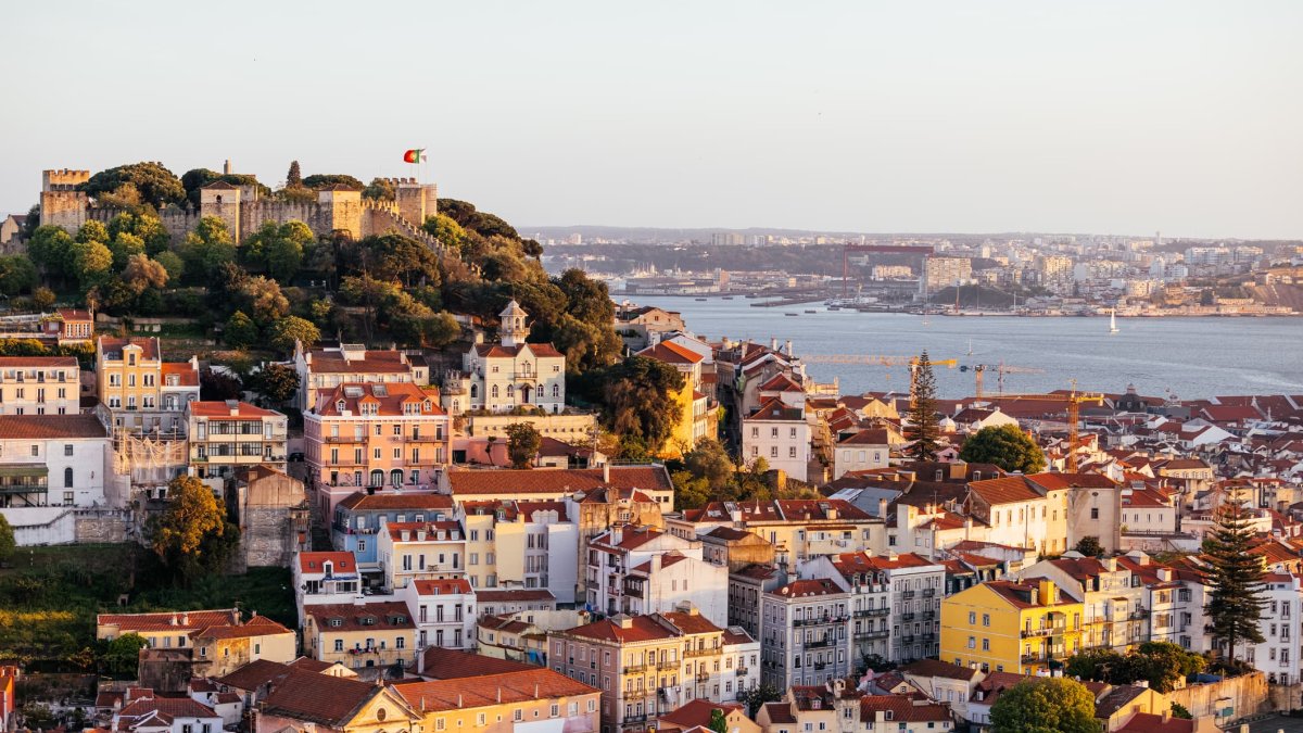 Portugal Just Launched a 'Government-Funded' 4-Day Workweek Trial – NBC10 Philadelphia - Vimarsana News