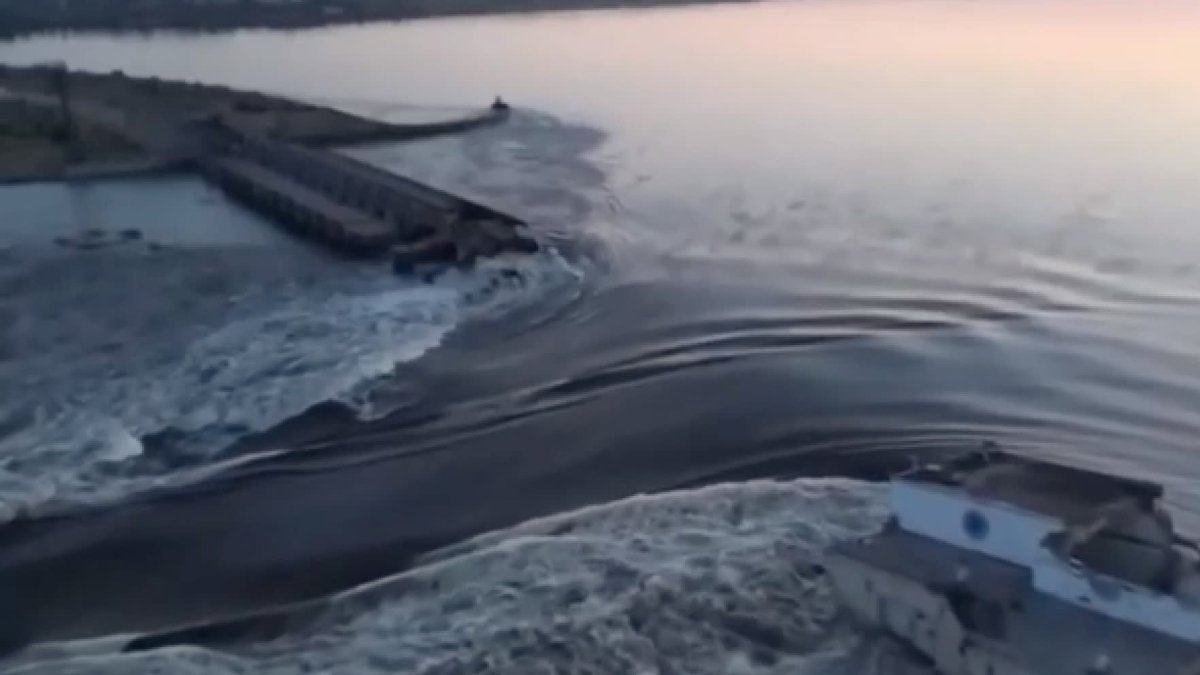 Evacuations Begin as Major Dam 'Blown Up' by Russian Forces, Ukraine Says, Warning of Flooding – NBC10 Philadelphia - Vimarsana News