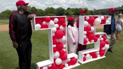 Phillies and City of Philadelphia honor Dick Allen with field dedication