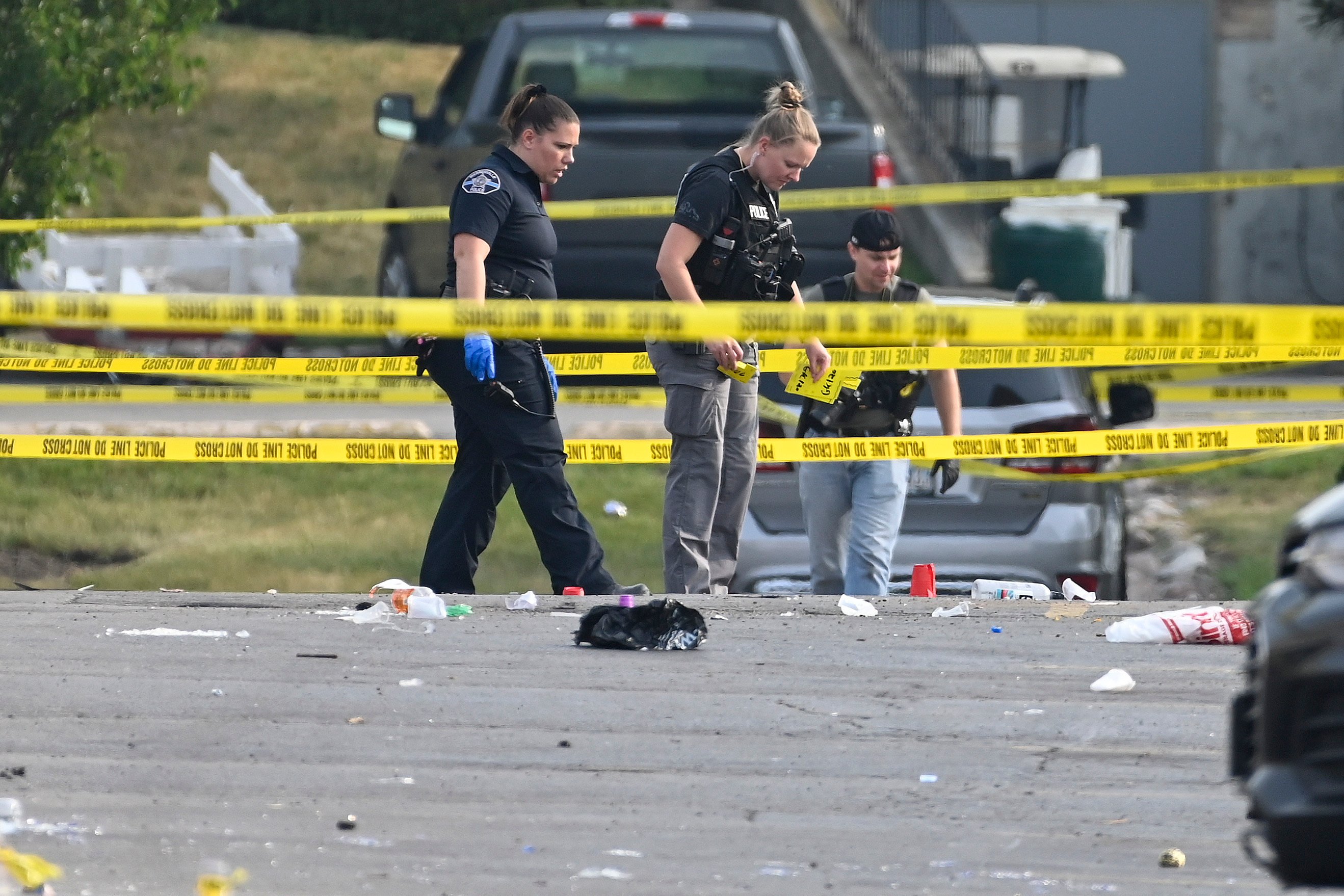 One dead, 19 hurt in mass shooting outside Chicago - Vimarsana News