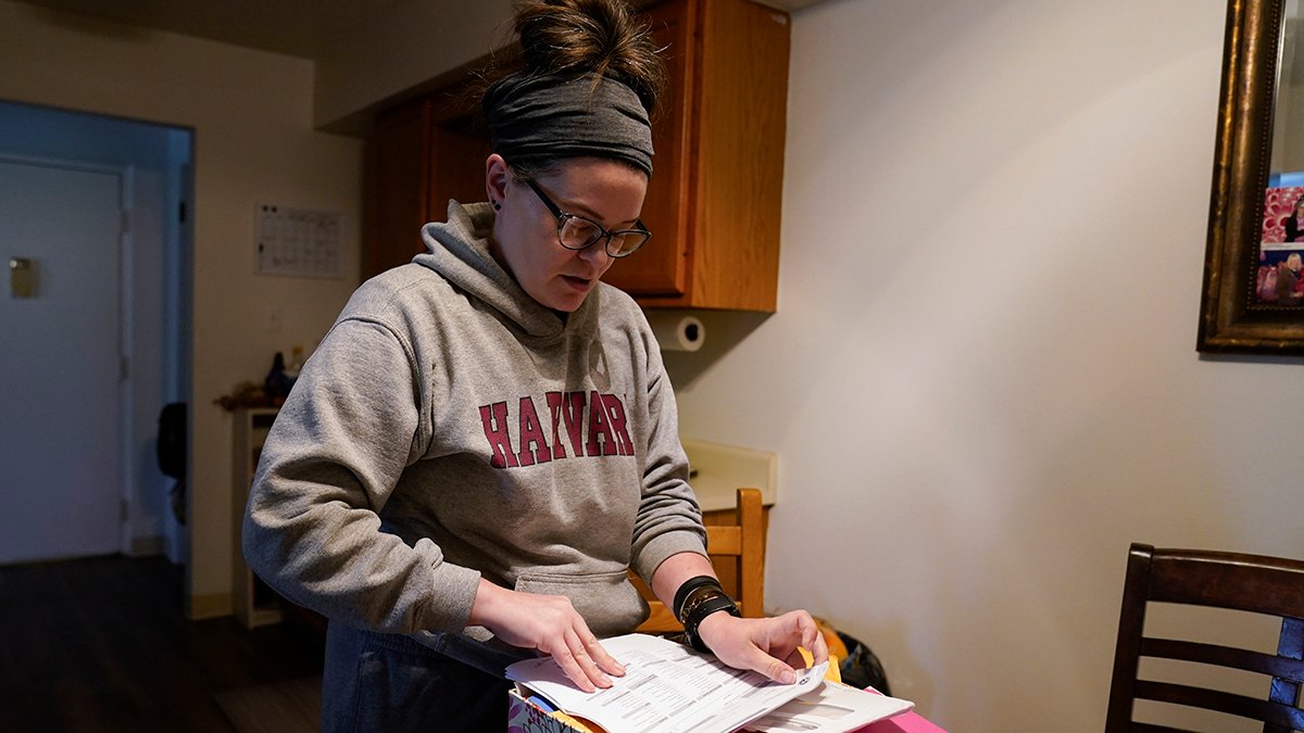 More than 1 million people are dropped from Medicaid – NBC10 Philadelphia - Vimarsana News