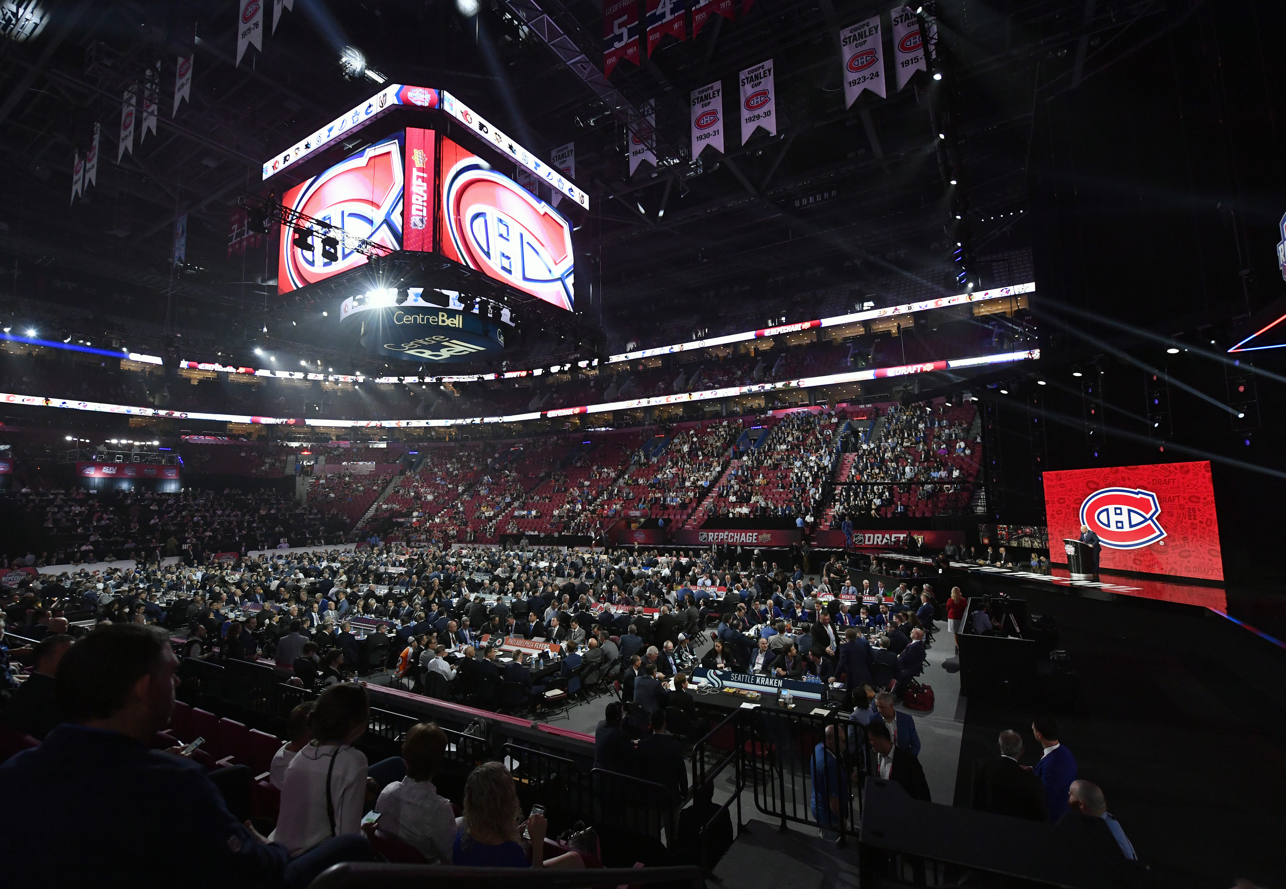 NHL.com Media Site - News - Blackhawks Win Lottery and First Selection in  2023 Upper Deck NHL Draft; Ducks Land 2nd Overall Pick