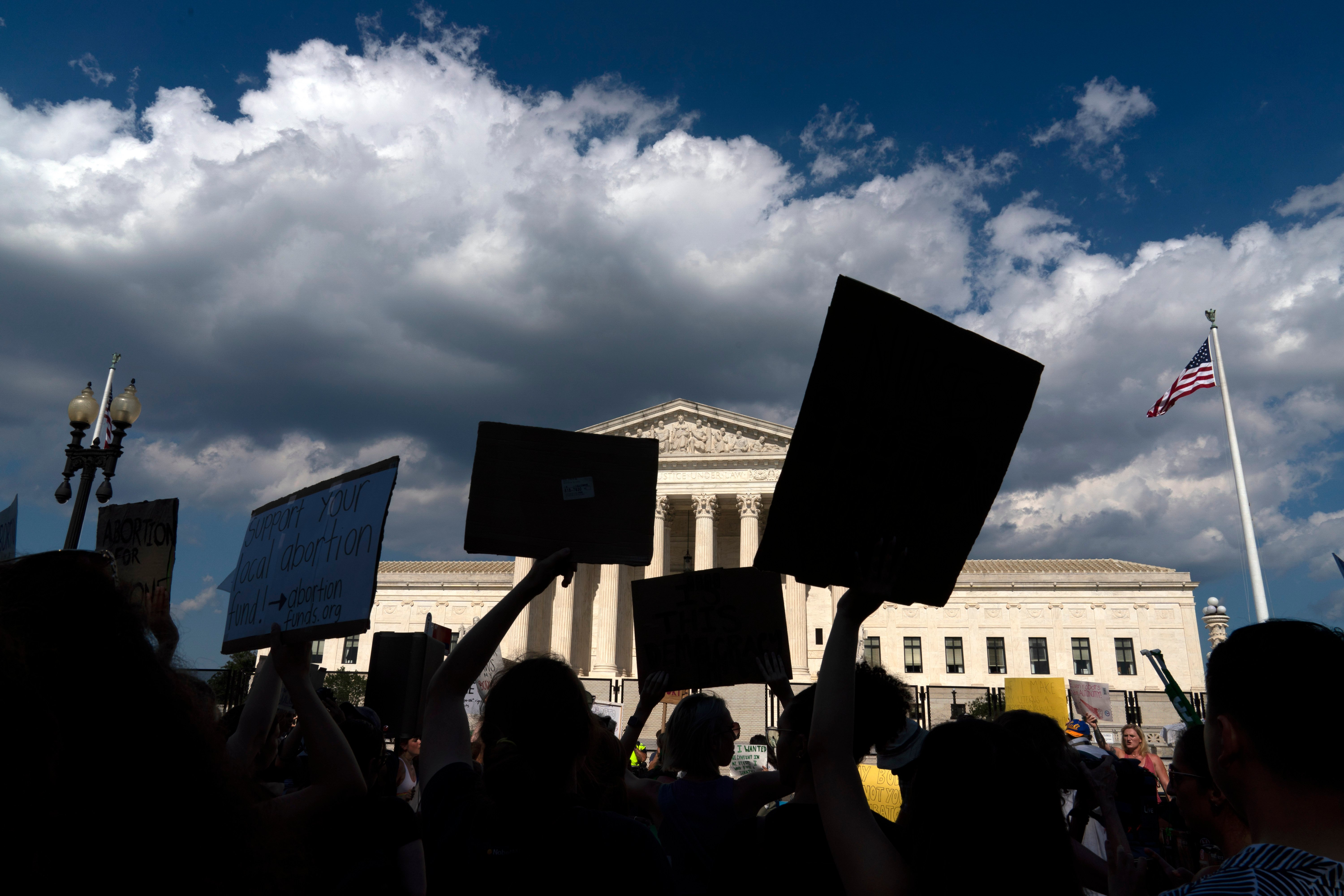 Few US adults support full abortion bans, an AP-NORC poll finds – NBC10 Philadelphia - Vimarsana News