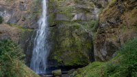 Man hiking with family killed in 200-foot fall at Oregon's Multnomah Falls