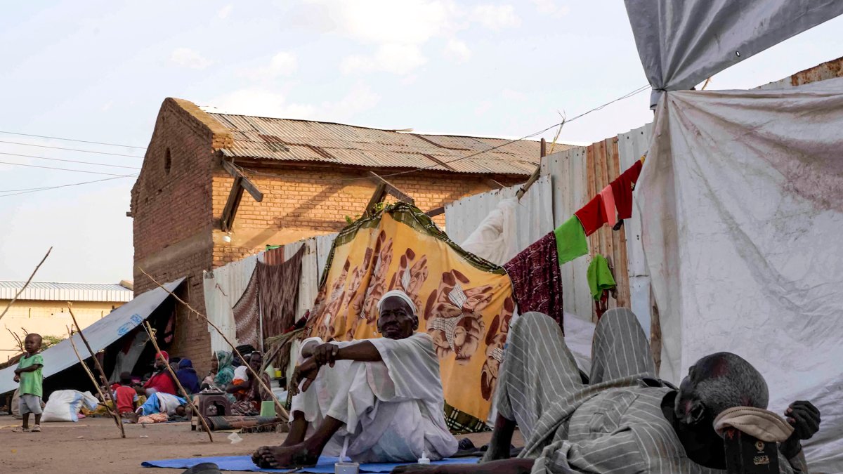 UN says raging conflict in Sudan has displaced over 3 million people – NBC10 Philadelphia - Vimarsana News