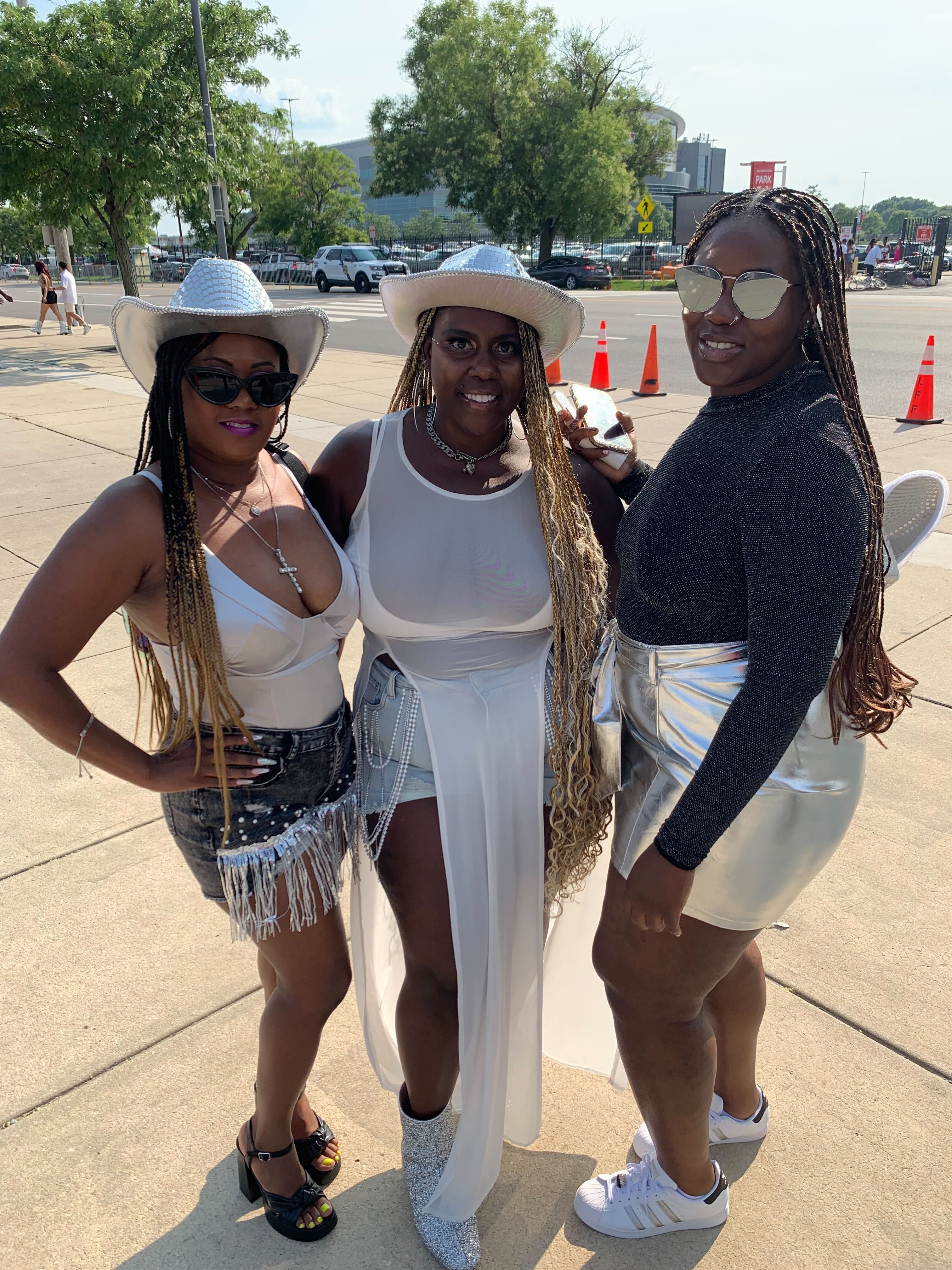 See what fans wore to Beyoncé’s Renaissance concert in Philly NBC10