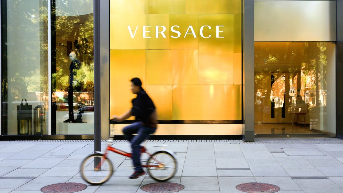 Coach owner Tapestry to acquire Michael Kors, Jimmy Choo parent Capri Holdings for $8.5 billion – NBC10 Philadelphia - Vimarsana News
