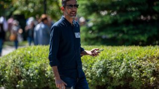 Alphabet CEO Sundar Pichai walks to lunch at the Allen & Co. Media and Technology Conference in Sun Valley, Idaho, on July 12, 2023.