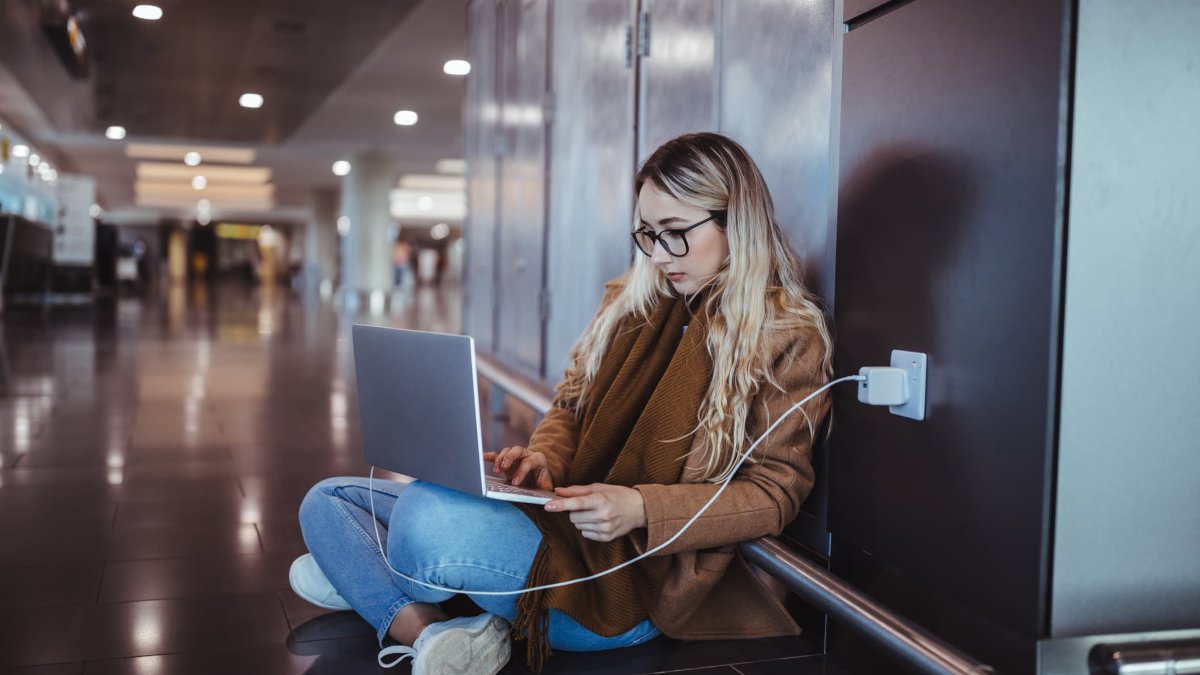 Working on vacation can make you a bad co-worker—here's how to avoid it: 'It creates more harm than good' – NBC10 Philadelphia - Vimarsana News