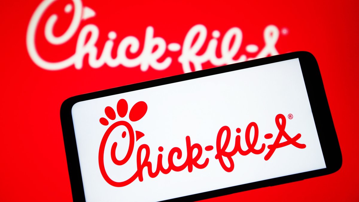 Mother sues Chick-fil-A, alleges nuggets sent son to hospital – NBC10 Philadelphia - Vimarsana News