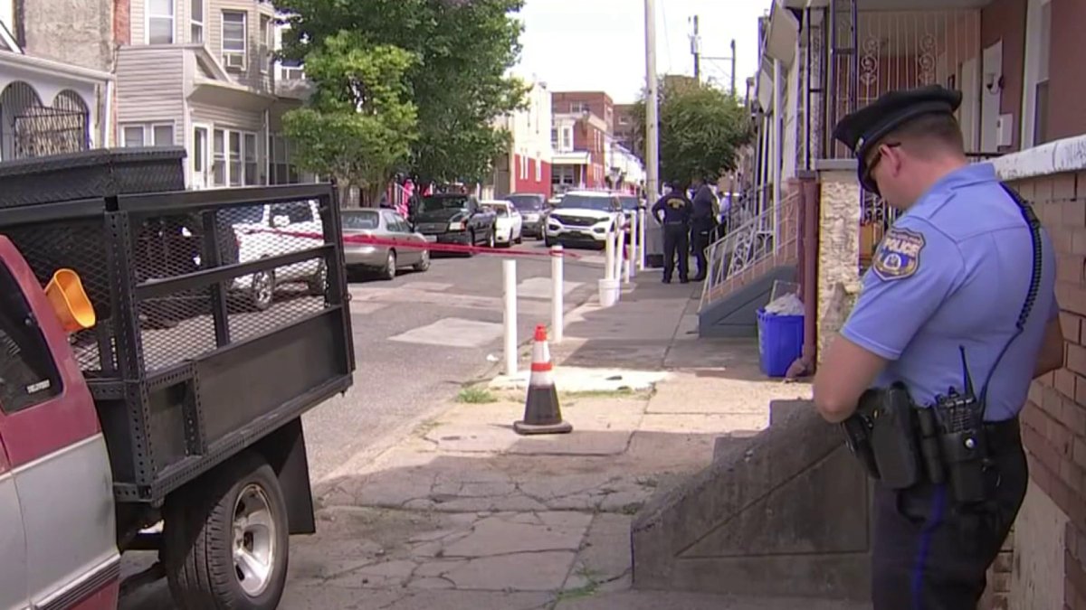 Philly Police Officer Shoots Kills Man Who Lunged At Officers With Knife Officials Say Nbc10 
