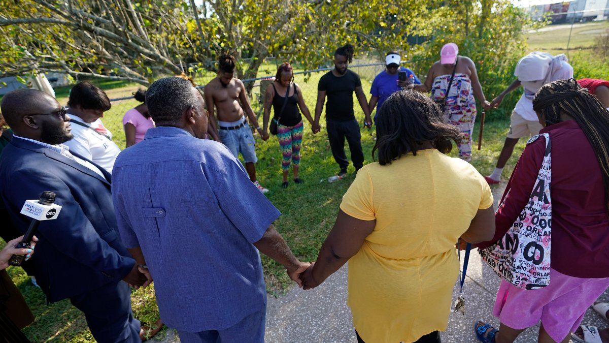 Sheriff provides the first details of how a white man fatally shot 3 Black people – NBC10 Philadelphia - Vimarsana News