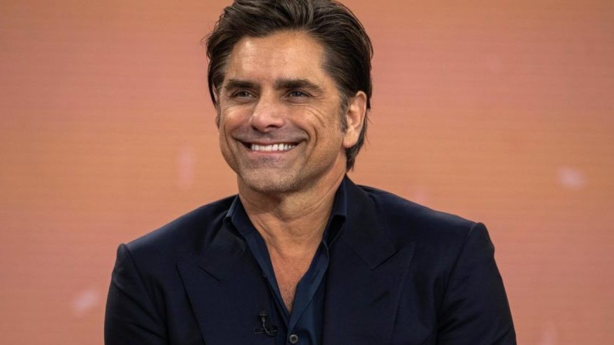 John Stamos posts note to Ashley Olsen congratulating her on new baby – NBC10 Philadelphia - Vimarsana News