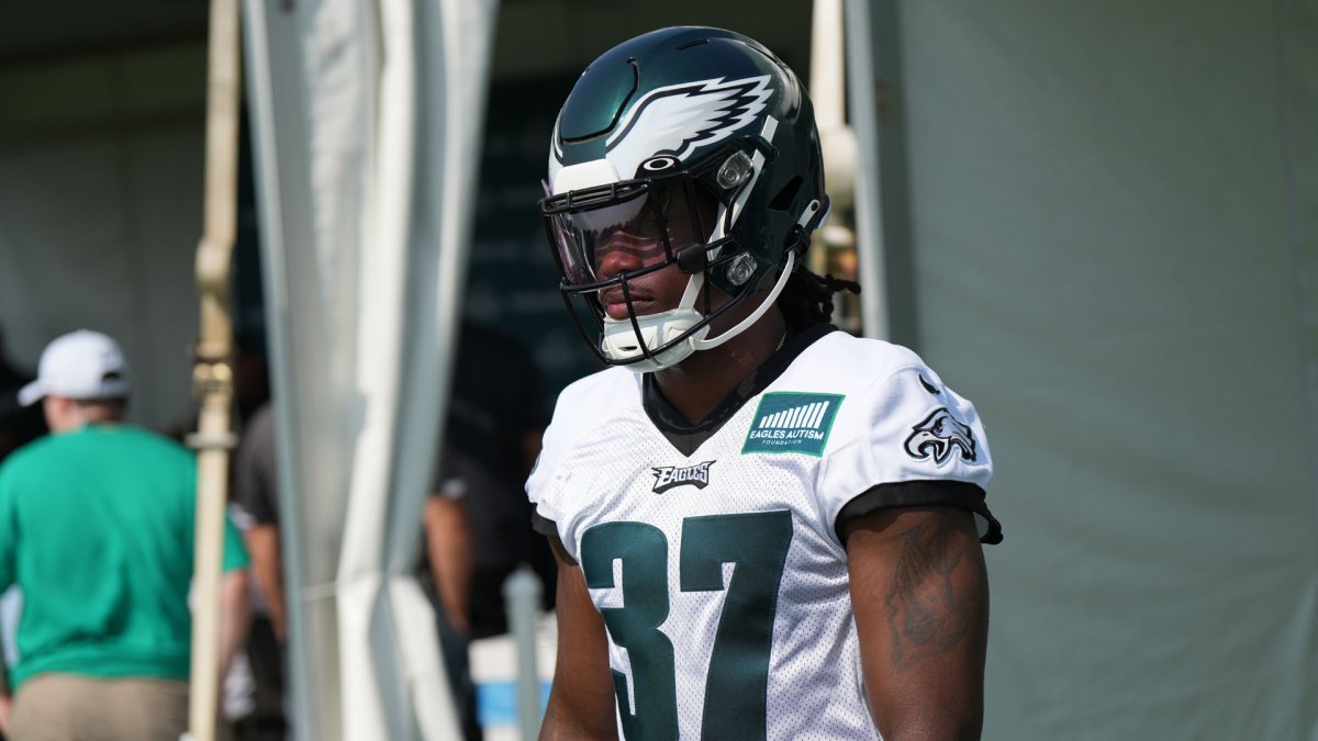 Eagles training camp 2023, Day 5: A couple of Georgia rookies pop – NBC10 Philadelphia - Vimarsana News