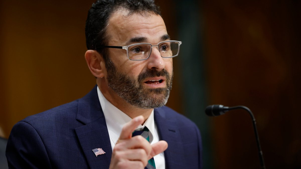 IRS to target 'unscrupulous' tax preparers amid crackdown of small business tax credit – NBC10 Philadelphia - Vimarsana News