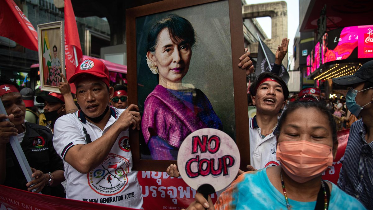 ASEAN is 'at a loss for ideas' on how to address Myanmar crisis, says Indonesia's ex-foreign minister – NBC10 Philadelphia - Vimarsana News