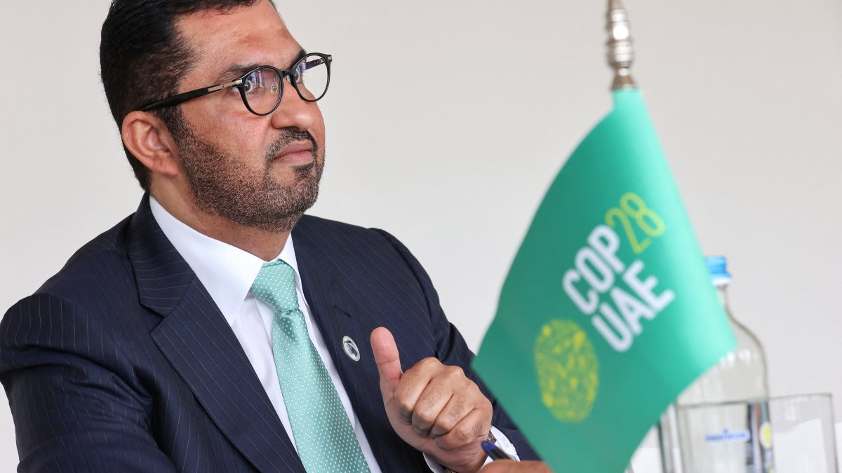 Oil giant led by COP28 boss to spend an 'eyewatering' $1 billion a month on fossil fuels this decade, Global Witness says – NBC10 Philadelphia - Vimarsana News