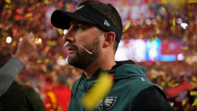 Eagles fans upset at Fanatics due to crooked Kelly Green merchandise - CBS  Philadelphia