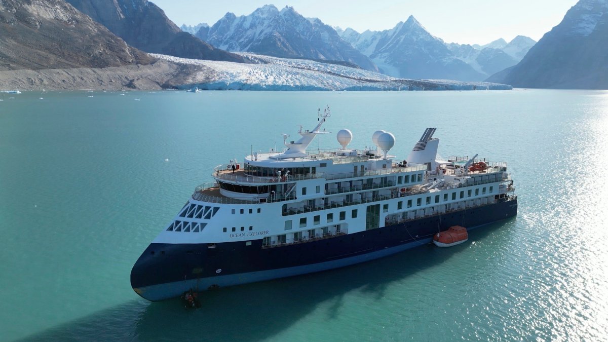 Third attempt fails to free luxury cruise ship that ran aground in Greenland – NBC10 Philadelphia - Vimarsana News