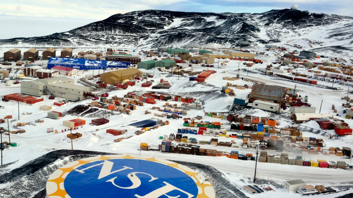 US Antarctic base workers banned from buying alcohol at bars after harassment claims – NBC10 Philadelphia - Vimarsana News