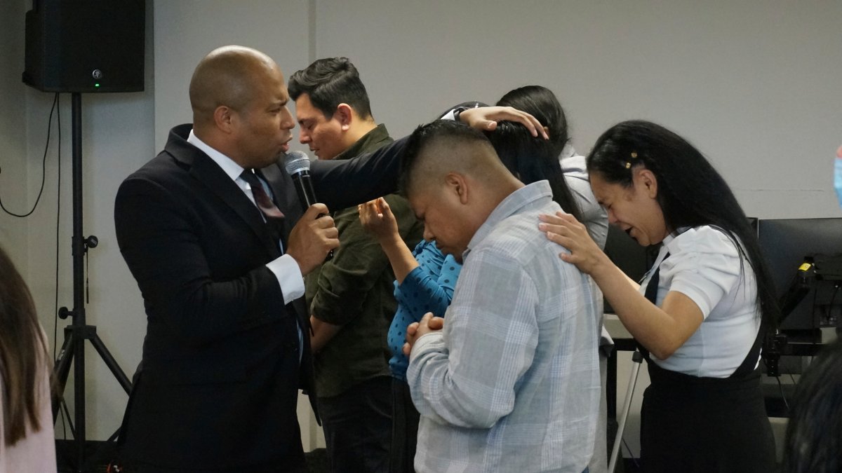 Foreign faith leaders face deportation, obstacles to maintaining legal status amid immigration crisis – NBC10 Philadelphia - Vimarsana News