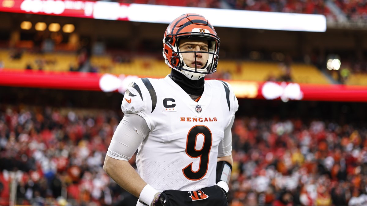 Report Bengals’ Burrow agrees to record 5year, 275 million extension