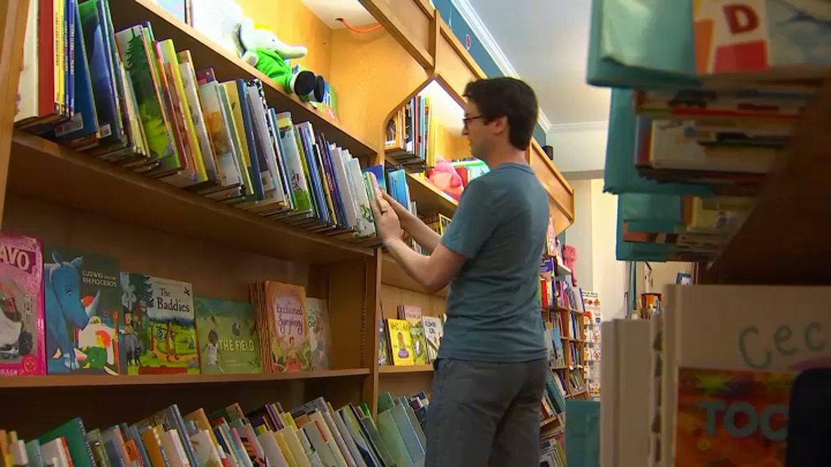 Hoboken looks to become book sanctuary – NBC10 Philadelphia - Vimarsana News
