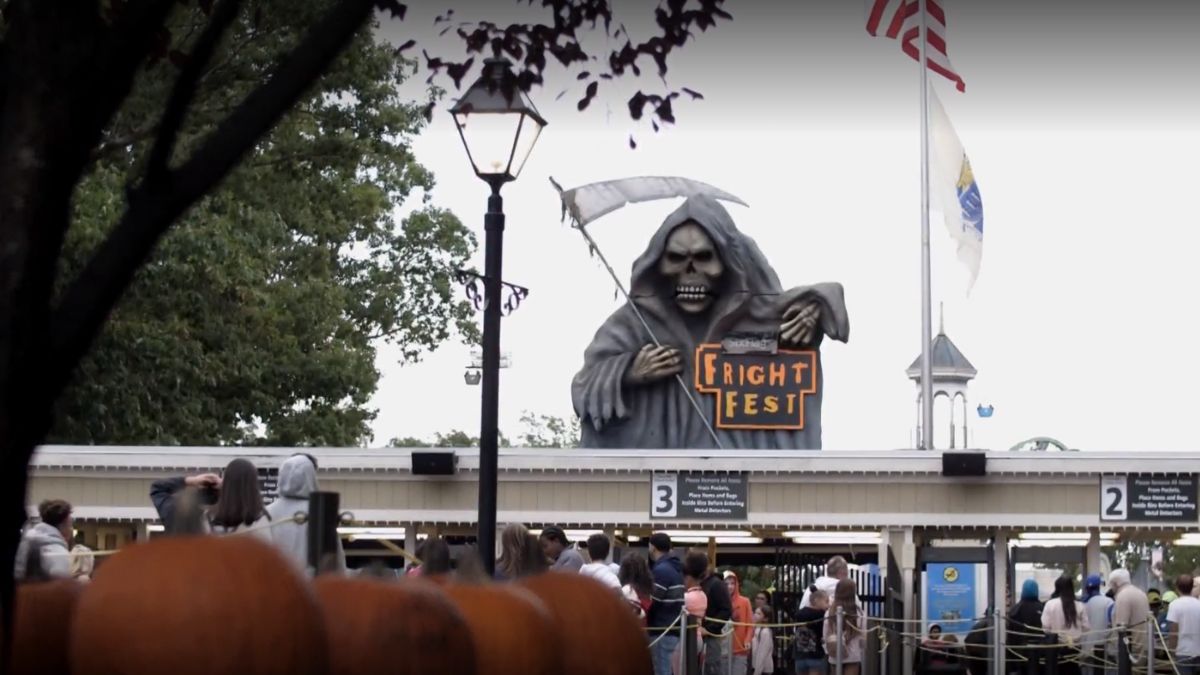 Six Flags in NJ celebrates 30 years of Fright Fest NBC10 Philadelphia