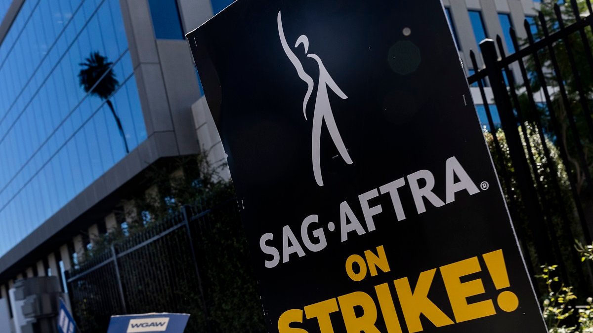 Details on the SAG-AFTRA deal with Hollywood studios – NBC10 Philadelphia