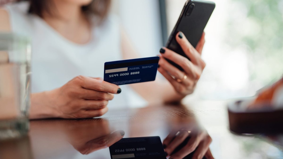 Credit scores hit an all-time high even though households are falling deeper in debt - Vimarsana News