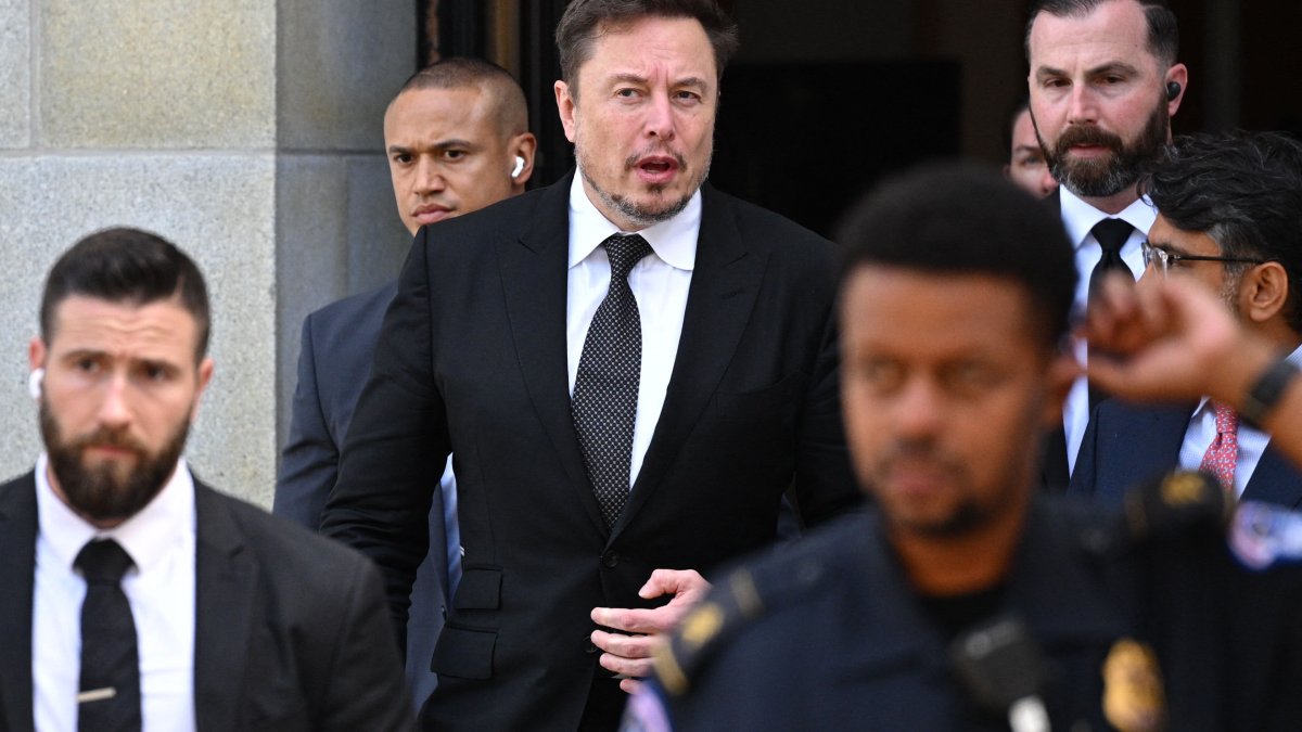 Elon Musk's X gets rid of story headlines and links in some users' feeds - Vimarsana News