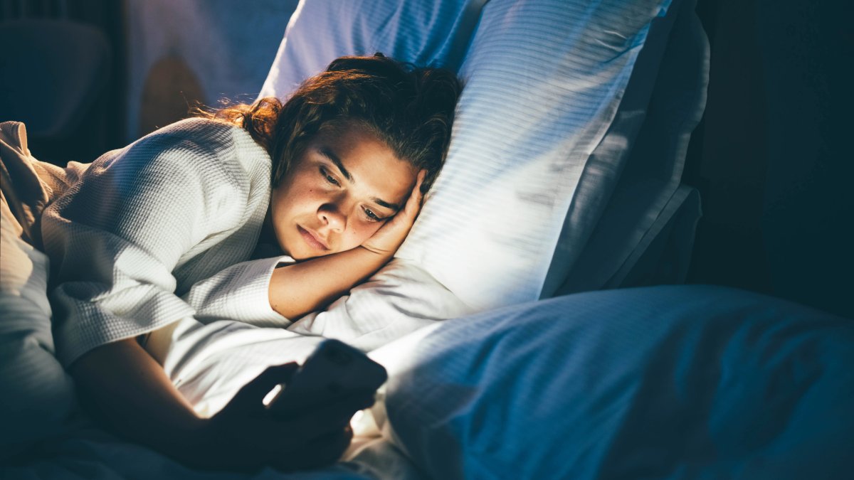 What does watching violence do to your mind? 'Nothing good': 5 tips for maintaining your mental health while following the news – NBC10 Philadelphia - Vimarsana News