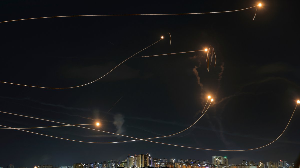Bad info flooding social media in Israel-Hamas war. Here are the facts – NBC10 Philadelphia - Vimarsana News