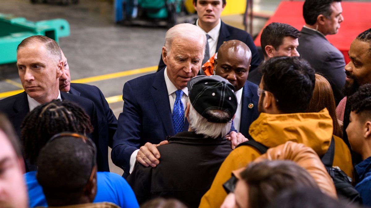 Biden will visit a family farm in Minnesota on Wednesday to kick off campaigning in rural America – NBC10 Philadelphia - Vimarsana News