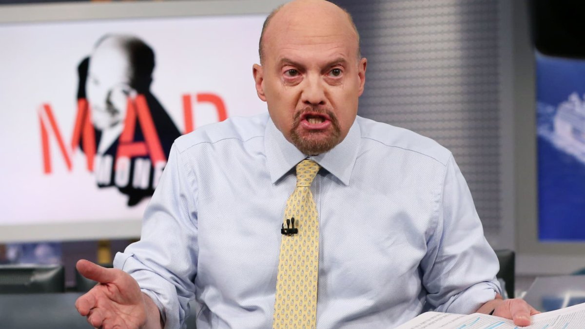 Jim Cramer says investors should welcome an impending pullback, not fear it - Vimarsana News