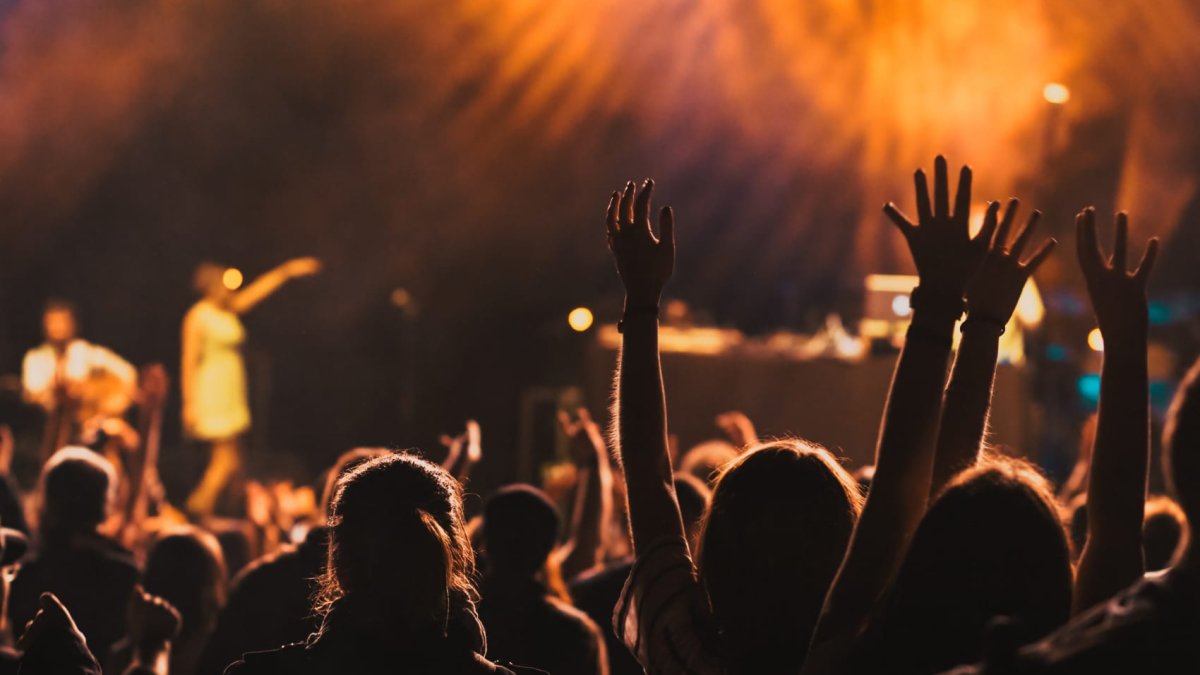 Small music venues fight to keep prices affordable as inflation eats into profits - Vimarsana News