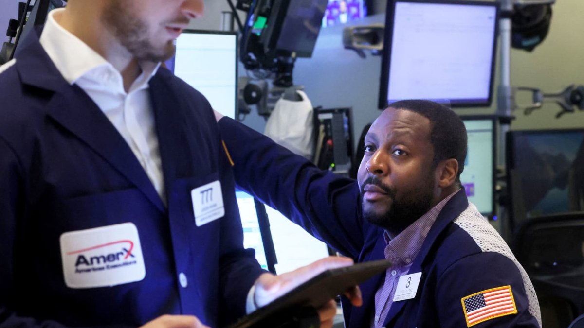 S&P 500 futures are little changed as traders hope to build on November rally: Live updates - Vimarsana News