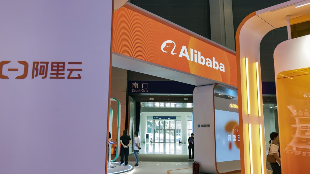 Alibaba shares slide 5% after it disappoints on profit, curbs cloud spinoff - Vimarsana News