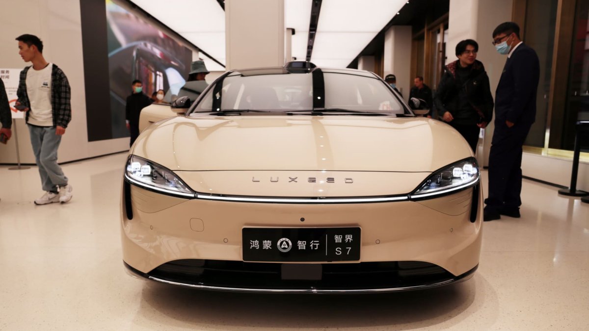 Huawei is pushing its tech into the EV world with new cars, automaker partnerships - Vimarsana News