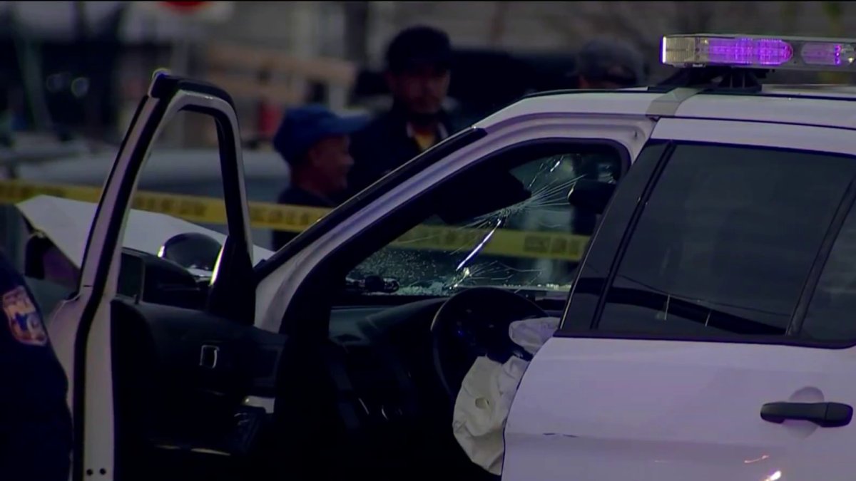 Officer injured in crash in Kensington, police say NBC10 Philadelphia