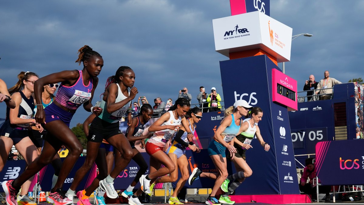 Tola sets NYC Marathon course record to win men's race – NBC10 Philadelphia - Vimarsana News