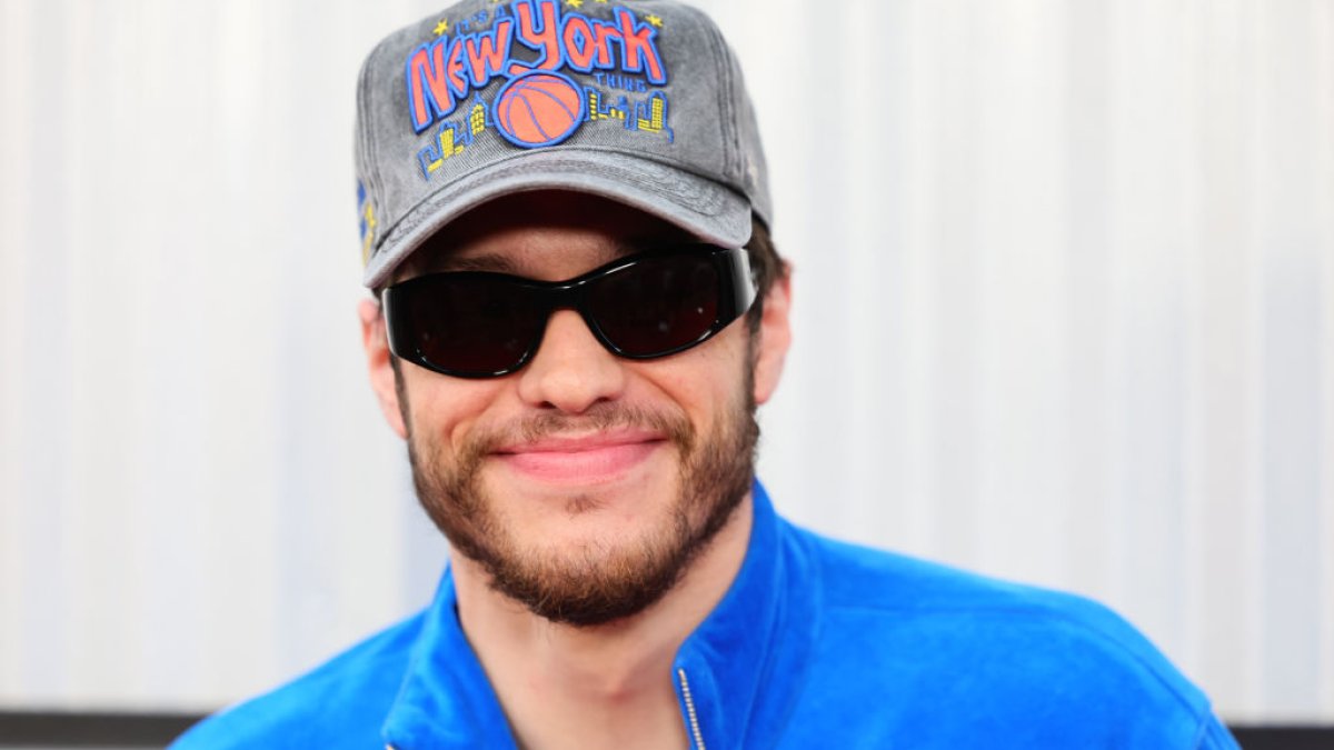 Pete Davidson's sister post photo tribute of him as he turns 30 – NBC10 Philadelphia - Vimarsana News