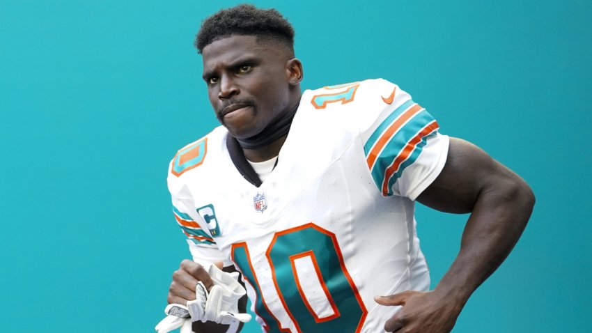 MIAMI GARDENS, FLORIDA – OCTOBER 29: Tyreek Hill #10 of the Miami Dolphins enters the field prior to a game against the New England Patriots at Hard Rock Stadium on October 29, 2023 in Miami Gardens, Florida. (Photo by Rich Storry/Getty Images)