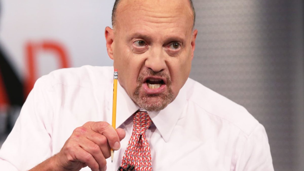 Cramer says these 10 stocks helped the Dow briefly crack 40,000 - Vimarsana News