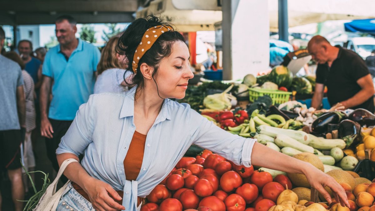 Six-figure earners share how much they spend on food in a month—'it's probably not a great habit' – NBC10 Philadelphia - Vimarsana News