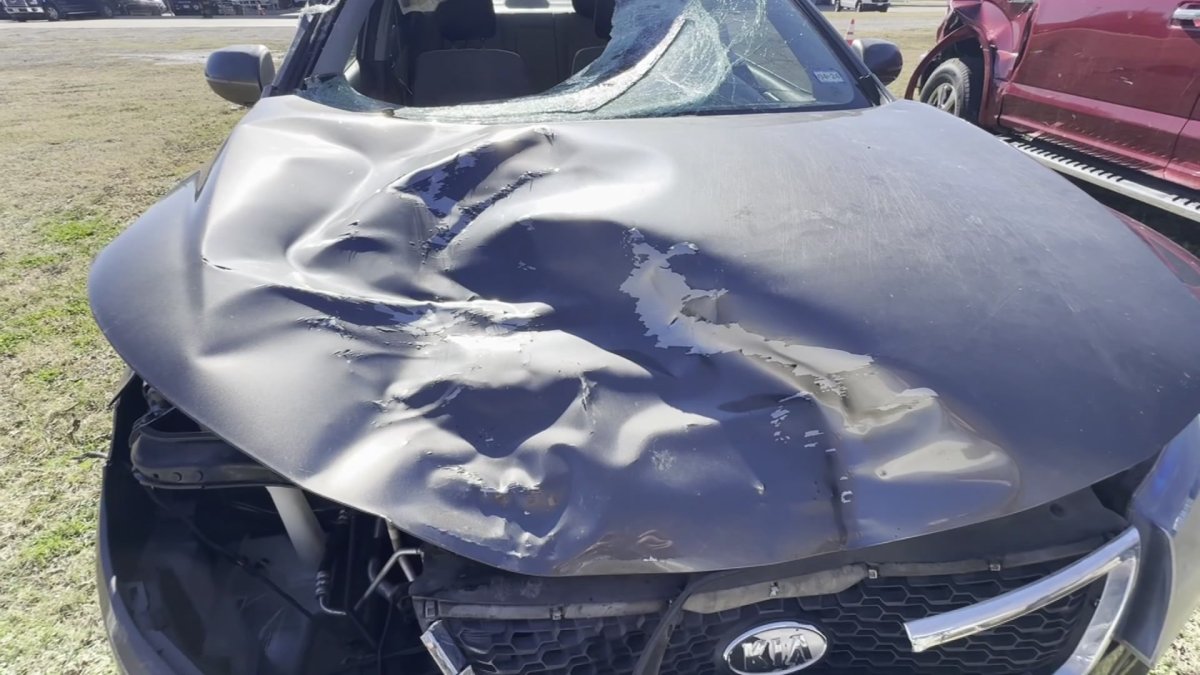 Texas driver says he hit an animal, police found a dead body in his car – NBC10 Philadelphia - Vimarsana News