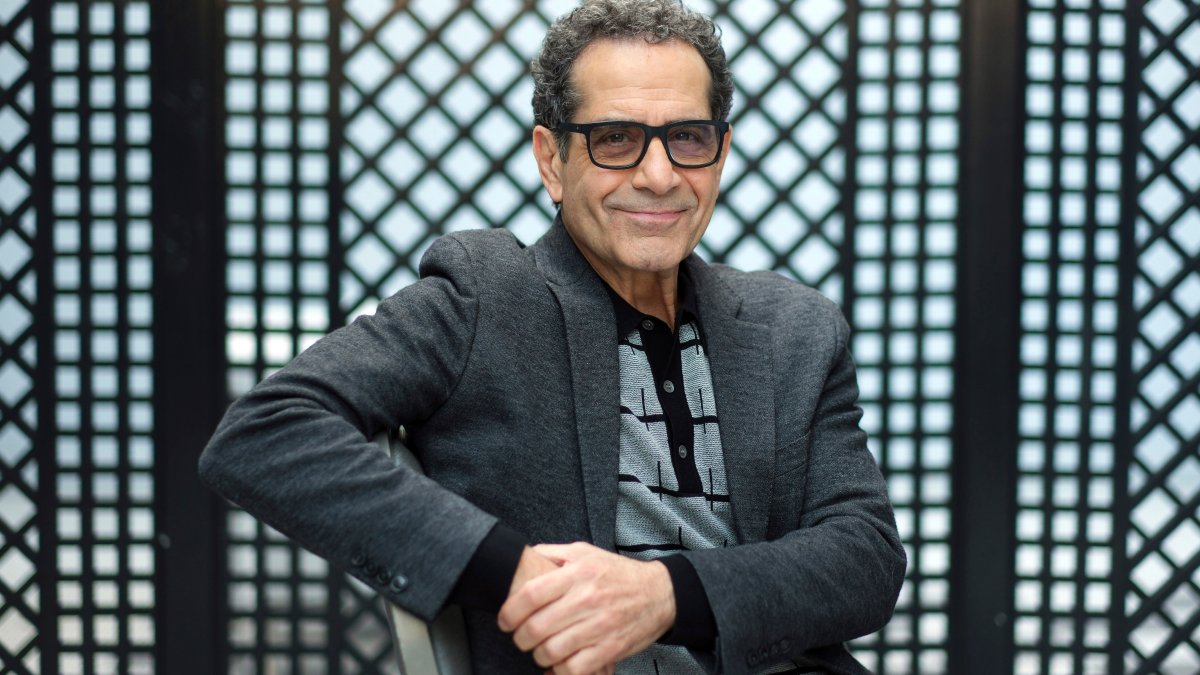 Tony Shalhoub returns in 'Mr. Monk's Last Case' – NBC10 Philadelphia - Vimarsana News